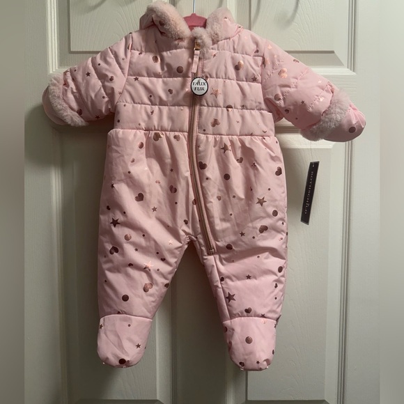 Rothschild Pink Baby Pram Snowsuit with Star Design - NWT - Size 3/6M - Picture 2 of 7